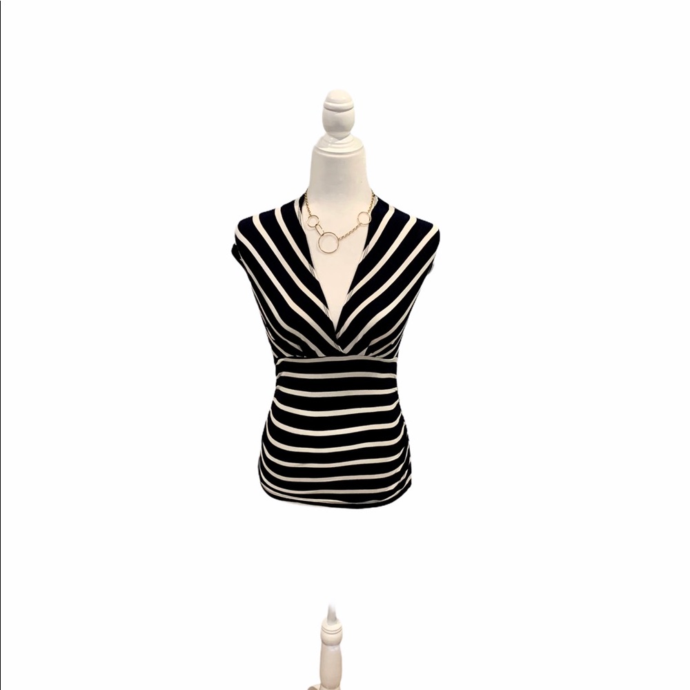 Lilac Clothing maternity striped v neck tank Sz XS